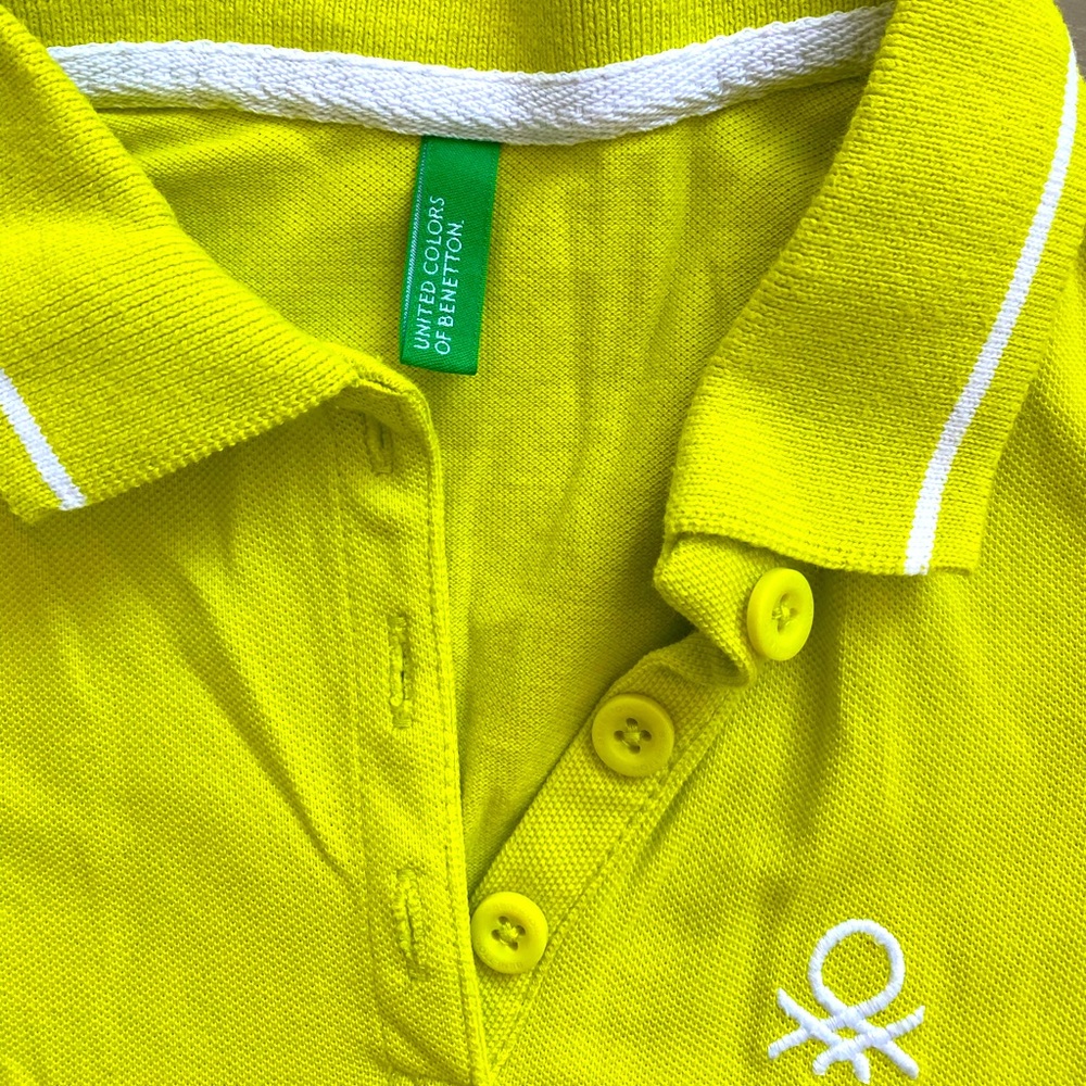 *2 for 20$* Benetton girls polo shirt size 6-7